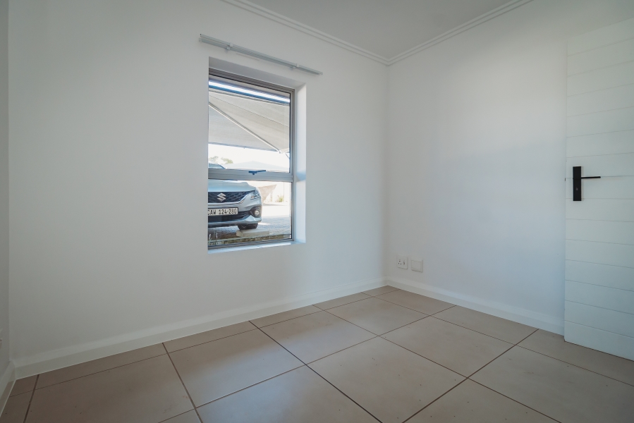 2 Bedroom Property for Sale in Hansmoeskraal A H Western Cape